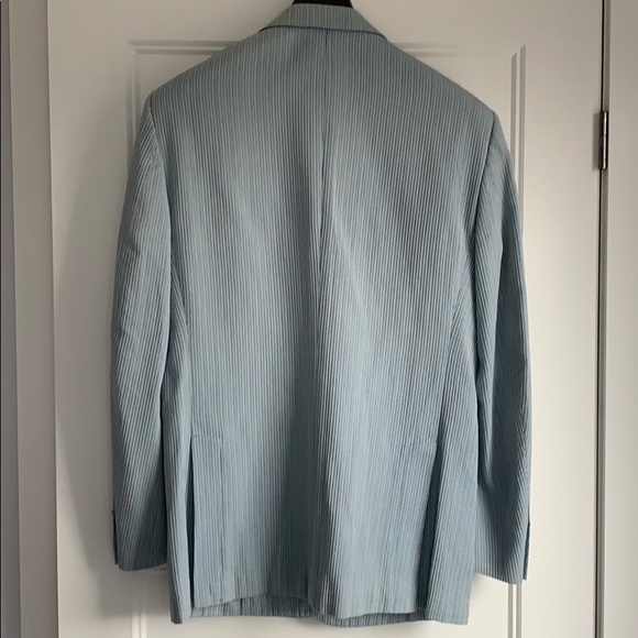 Blazer - Picture 2 of 3